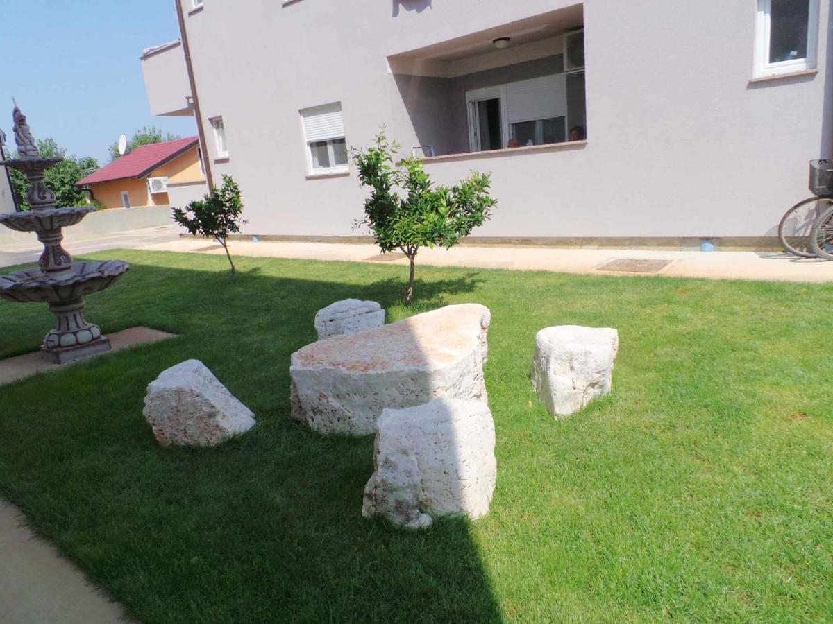 Apartments In Peroj/Istrien 34288 Esterno foto